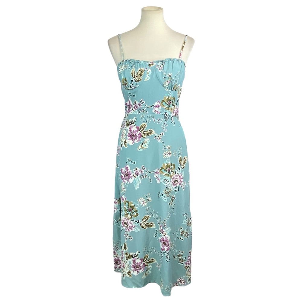 Woman’s Speechless floral sleeveless dress size L